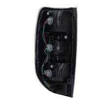 Right Side Rear Tail Light Lamp For Mazda BT-50 BT50 UN 2006-2008 Ute Non-Bulbs