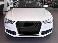 RS5 Style Gloss Black Honeycomb Front Grille For Audi A5 S5 B8.5 2013–2016