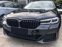 Glossy Black Front Kidney Grille Grill for BMW 5 Series G30 LCI 2021-2023 W/ Camera fg112