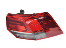 Pair LH+RH Outer LED Tail Light Lamp For VW Volkswagen Golf MK8 Hatch TSI GTI 2020-2025