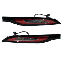 Rear Bumper Stop Brake Light Reflector Pair For Range Rover Evoque L551 SUV 2019-2025