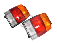 Pair Rear Tail Light Lamp  (Non Smokey) For Holden Commodore VN Ute / Wagon 1988-1991